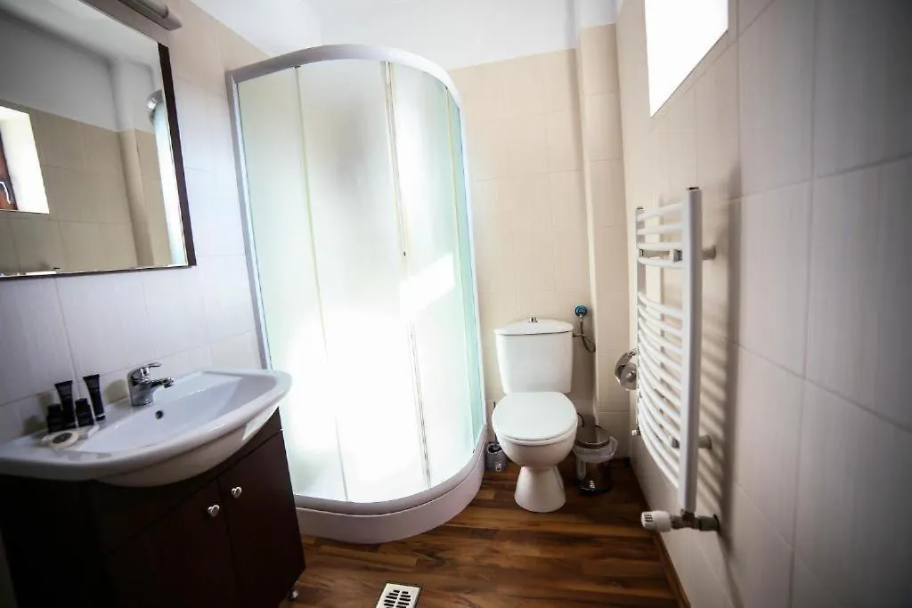 Liveni 22 Hotel Bucharest 0*,  Romania
